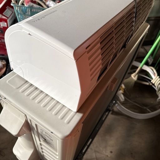 取付応談　2023年 日立 単相 200v 18畳目安　ルームエアコン RAS-DT56N2 5.6kw