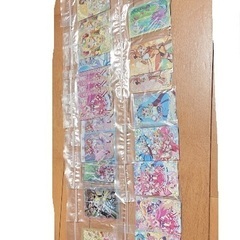プリキュア キラキラカードグミ 女の子 おもちゃ 遊び カード