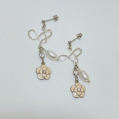 ハンドメイド　アクセサリー