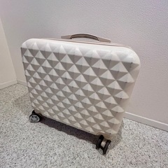 スーツケースの画像