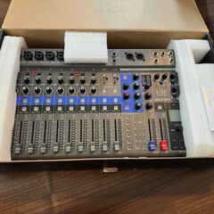 【金曜まで】ZOOM LiveTrak L-12の画像