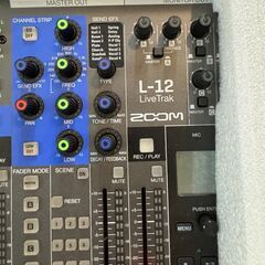 【金曜まで】ZOOM LiveTrak L-12の画像