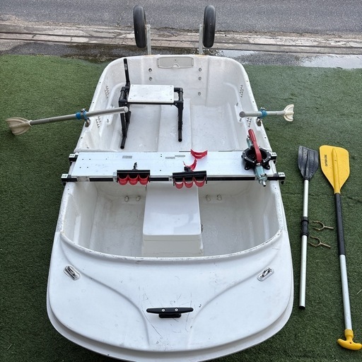 二分割りボート　船舶