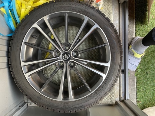 関西もしくは東海3県でも手渡しの対応できます　トヨタ　86純正ホイール　17インチ　215/45/R17 トヨタ スタッドレスタイヤ付き