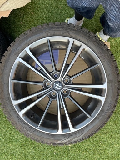 関西もしくは東海3県でも手渡しの対応できます　トヨタ　86純正ホイール　17インチ　215/45/R17 トヨタ スタッドレスタイヤ付き