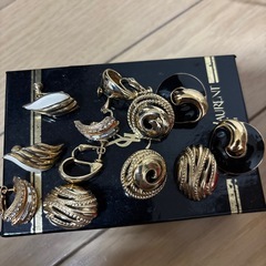 イヤリング、ピアス