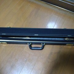 ビリーヤードのキュー売ります。の画像