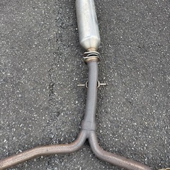 週末限定ンセール 20クラウン純正マフラー中間、リア (s) 山口の外装、車外用品の パーツ