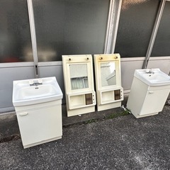 洗面化粧台　2個セット！