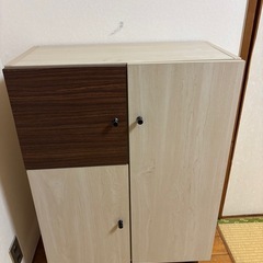 キャビネット