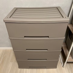 衣装ケース