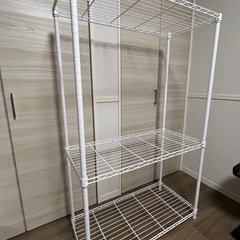 ニトリ　スチールラック　白