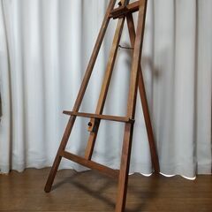 木製イーゼルの画像