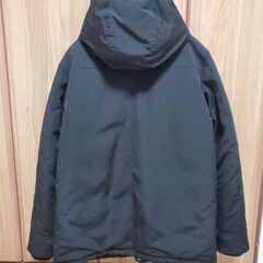 【美品 値引き】ダウンジャケット(撥水加工付き)／Lサイズの画像