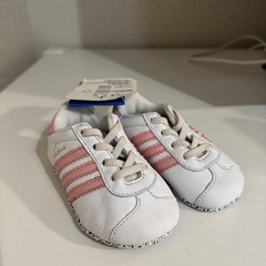 お値下げしました❣️タグ付き✨ベビー靴10cmの画像