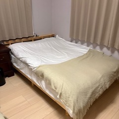 ダブルベッド　マットレス付