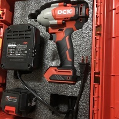 インパクトドライバー新品　本体のみ
