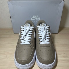 【超美品】Nike エアフォース1 カーキ ブラウン28cm 1度履きのみ✨の画像