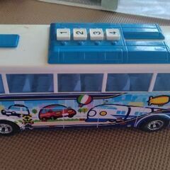 バスのおもちゃの画像