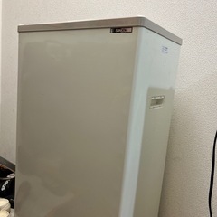 業務用冷蔵庫の画像