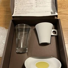 【新品未使用】ネスカフェ　ドルチェグスト　グラス&カップアンドソーサー