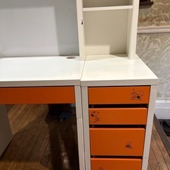 IKEA イケア　ミッケ　学習机　の画像
