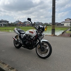 XJR400