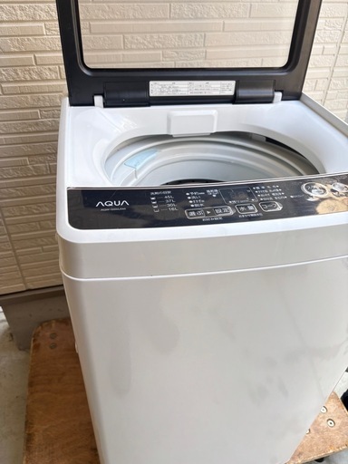 【美品】2022年製　アクア　洗濯機 5kg　