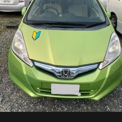 ホンダフィット　ハイブリッド　緑