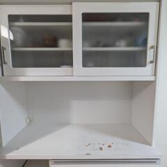食器棚の画像