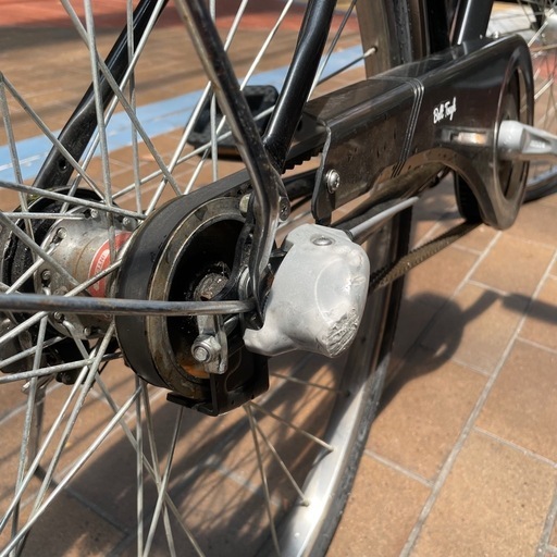 【美品】 ベルト自転車 26インチ 3段変速 オートライト