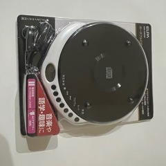 ポータブルCDプレイヤー　新品
