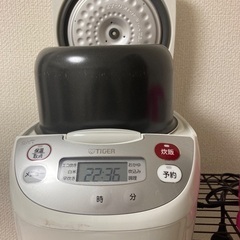 炊飯器の画像