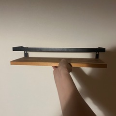 壁掛け棚 桐木製ラック 飾りラック 収納便利 簡単取り付け おし...