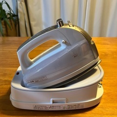 コードレス　アイロン（中古）の画像