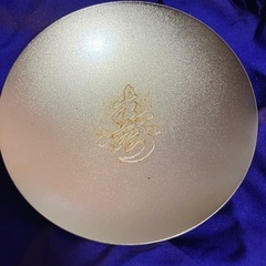 金メッキの盃