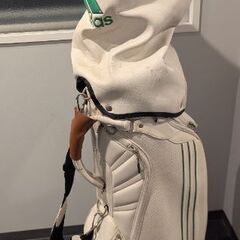 ゴルフバッグとクラブセット