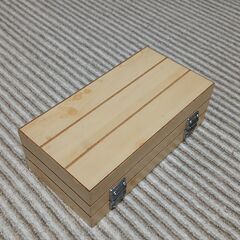 レトロ 小物入れ（木製・小型）の画像