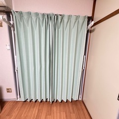 カーテン　2枚組