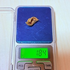 K18刻印 片方のみ ピアスの画像