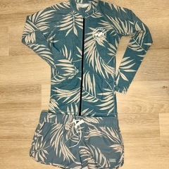 【美品】BILLABONGラッシュガード セットアップ
