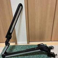 【取引中
】クランプ式デスクライト