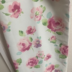 カーテン花柄