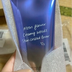 Victoria’s Secretボディローション×2本 の画像
