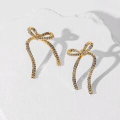 *★リボン&ラインストーンデコ リボンピアス★。*の画像