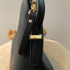 kate spade ショルダーバッグ ブラック サフィアーノレザー 斜めがけ可の画像