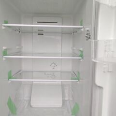 2021年 極上美品　ちょっと大きめ　省エネ高級  冷蔵庫の画像
