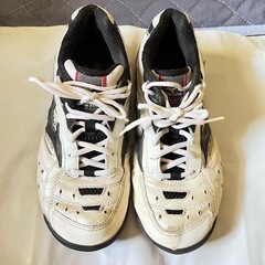 Mizuno バドミントンシューズ ホワイト/ブラック　白黒　25.5