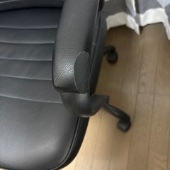 オフィスチェア｜補修済みの小傷ありの画像