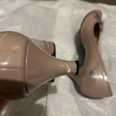 【お受渡し決まりました】DIANA ベージュパンプス　24cmの画像